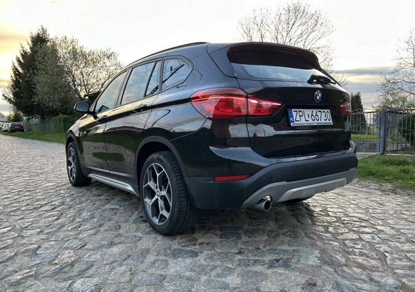 BMW X1 cena 69900 przebieg: 93000, rok produkcji 2015 z Wyszogród małe 191